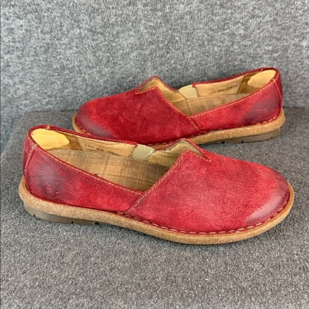 Born Tropi Flats Shoes Size 9.5 M/W Red‎ Suede Distressed Slip On Loafers Womens
